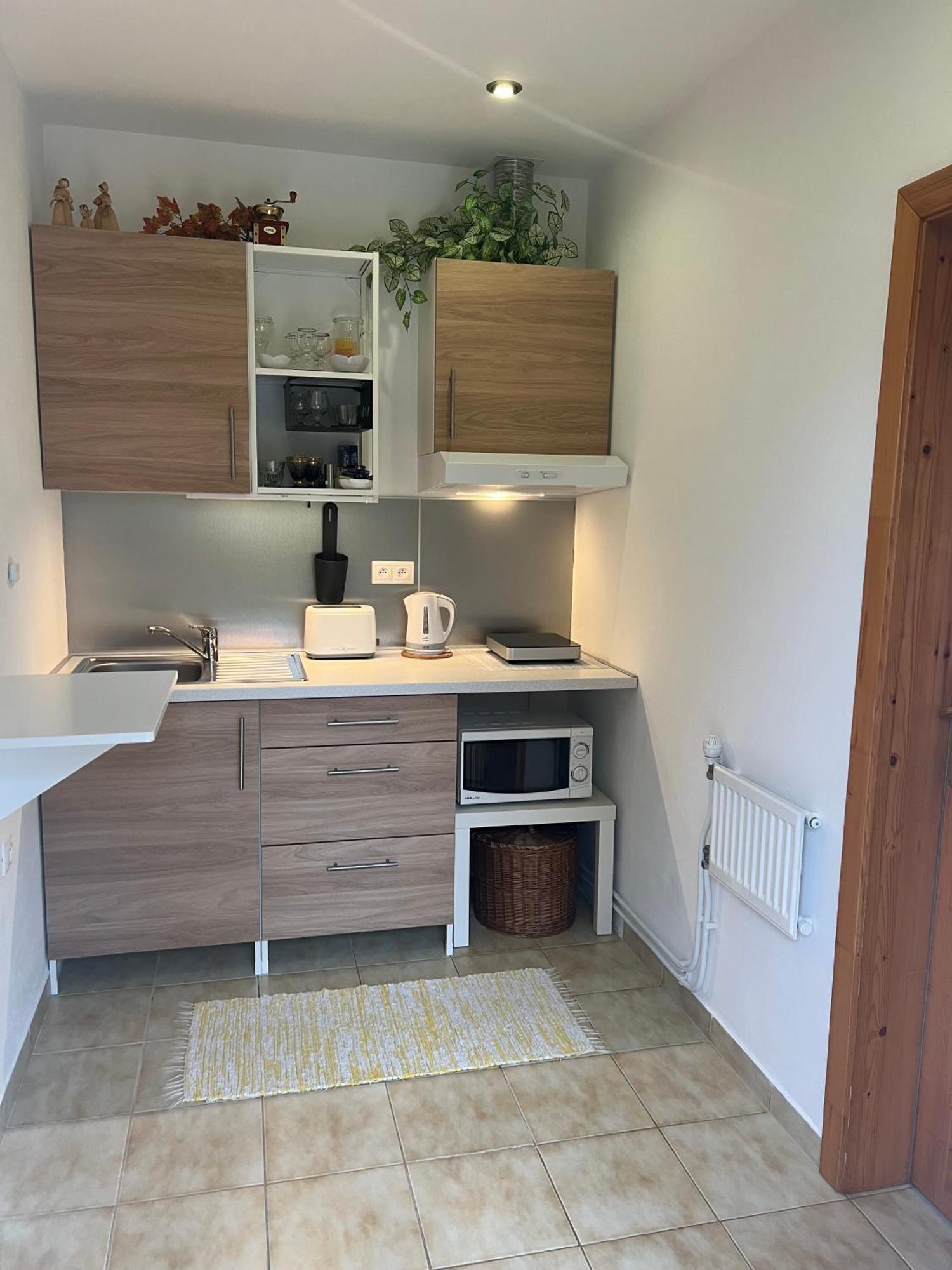 Privat Pekny Dvor Apartment ราเอตสเก เตปลิตเซ ภายนอก รูปภาพ